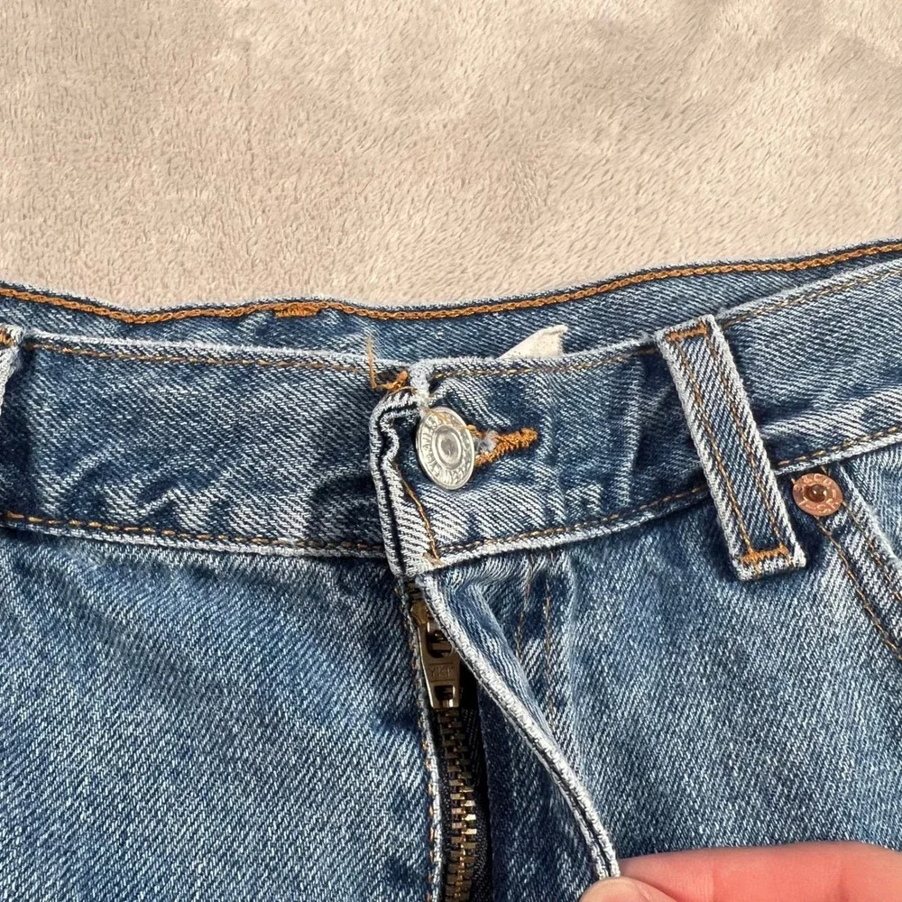 Vintage Levis 550 Relaxed Fit Denim Shorts Mens 34 Medium Wash Blue Cotton 90s